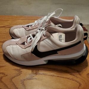 Women's Nike Air Max Pre-Day Light Soft Pink Black DM8259-600 sz 9